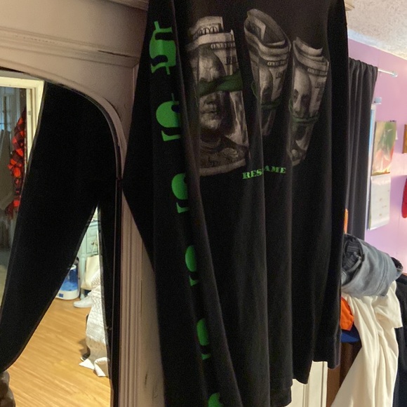 Fashion nova T-shirt. Sz. M. - Picture 3 of 4